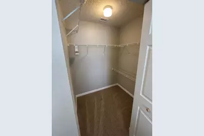 5542 Metrowest Boulevard #7-104, Orlando, FL 32811 - Photo 15
