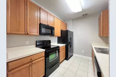 2484 San Tecla Street #204, Orlando, FL 32835 - Photo 3