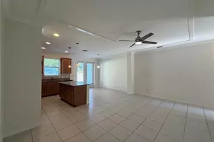 1018 Capitol Hill Ct, Apopka, FL 32703 - Photo 9