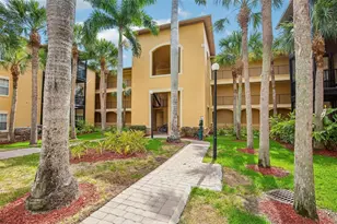 4333 Bayside Village Dr, Tampa, FL 33615 - Photo 3