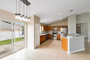 12 Sawfish Ln, Kissimmee, FL 34759 - Photo 5