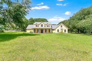 3700 SE 183rd Avenue Rd, Ocklawaha, FL 32179 - Photo 1