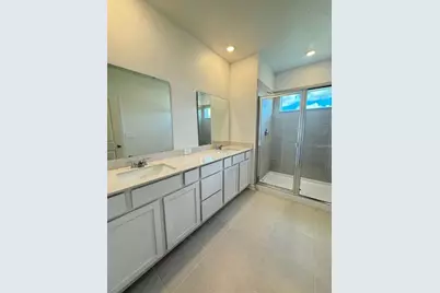 2633 Skyline Loop, Kissimmee, FL 34758 - Photo 9