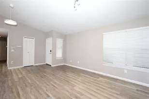 5443 Blueberry Dr, Orlando, FL 32811 - Photo 9