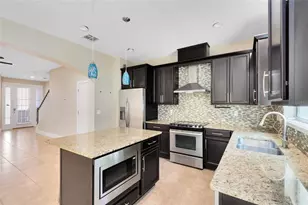 9625 Silver Buttonwood St, Orlando, FL 32832 - Photo 3