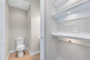 9625 Silver Buttonwood St, Orlando, FL 32832 - Photo 11