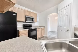 2871 Lockwood Blvd, Deltona, FL 32738 - Photo 9