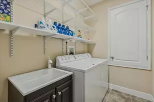 8146 Jailene Dr, Windermere, FL 34786 - Photo 39