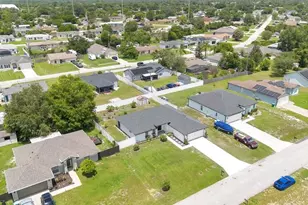 2412 Ainsworth Ave, Deltona, FL 32738 - Photo 29