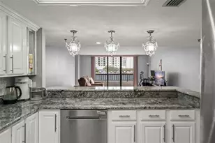 530 E Central Blvd, Orlando, FL 32801 - Photo 13