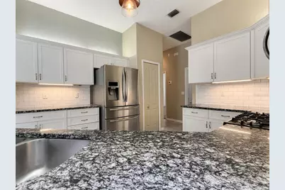 4625 Sweetmeadow Circle, Sarasota, FL 34238 - Photo 11