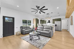 5325 Satel Dr, Orlando, FL 32810 - Photo 7