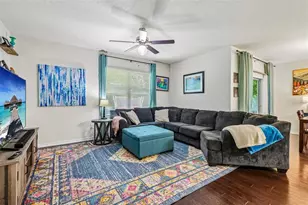 806 Grand Park Ct, Deland, FL 32724 - Photo 9