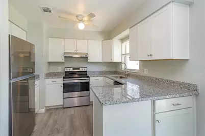 3325 Sassafras Court, Orlando, FL 32810 - Photo 13