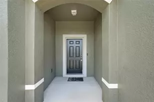 3923 Wind Dancer Cir, Saint Cloud, FL 34772 - Photo 3