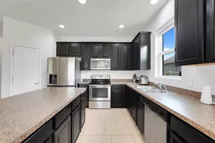 3923 Wind Dancer Cir, Saint Cloud, FL 34772 - Photo 13
