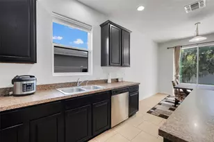 3923 Wind Dancer Cir, Saint Cloud, FL 34772 - Photo 15