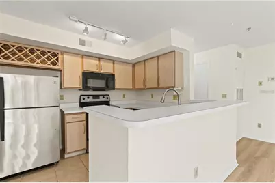 7330 Westpointe Boulevard #421, Orlando, FL 32835 - Photo 7