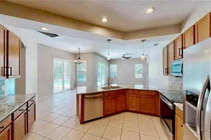 2006 Wintermere Pointe Dr, Winter Garden, FL 34787 - Photo 11