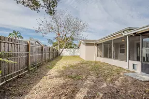 9811 Rainbow Ln, Port Richey, FL 34668 - Photo 35