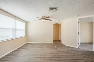 9811 Rainbow Ln, Port Richey, FL 34668 - Photo 9
