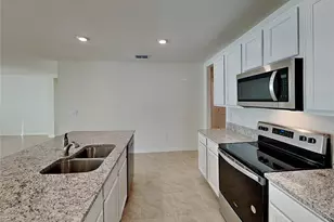 1004 Brooklet Dr, Davenport, FL 33837 - Photo 5