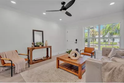 965 Bruce Avenue, Clearwater Beach, FL 33767 - Photo 5