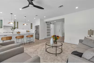 965 Bruce Avenue, Clearwater Beach, FL 33767 - Photo 11