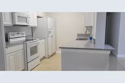 7147 Yacht Basin Avenue #114, Orlando, FL 32835 - Photo 3