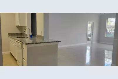 7147 Yacht Basin Avenue #114, Orlando, FL 32835 - Photo 5