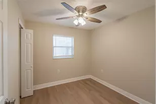 4827 Elese St, Orlando, FL 32811 - Photo 11