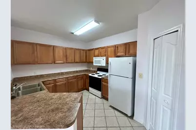 6153 Metrowest Boulevard #308, Orlando, FL 32835 - Photo 7