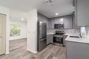 497 W Beresford Rd, Deland, FL 32720 - Photo 13