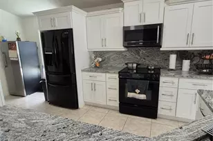 3114 Stern Ct, Kissimmee, FL 34743 - Photo 5