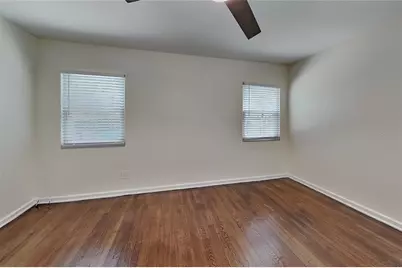 270 W Pineloch Avenue, Orlando, FL 32806 - Photo 11