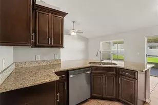 212 Canterbury Ct, Kissimmee, FL 34758 - Photo 5