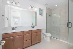 13300 Bromborough Dr, Orlando, FL 32832 - Photo 19