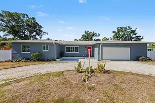 4660 22nd Ave S, Saint Petersburg, FL 33711 - Photo 1