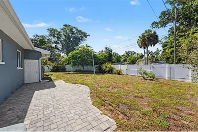 4660 22nd Avenue S, Saint Petersburg, FL 33711 - Photo 25