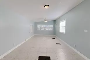 628 N Halifax Ave, Daytona Beach, FL 32118 - Photo 3