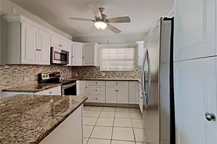 628 N Halifax Ave, Daytona Beach, FL 32118 - Photo 5