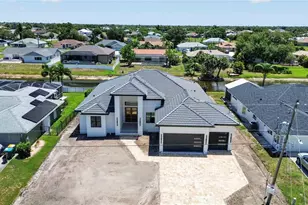 215 Bunker Rd, Rotonda West, FL 33947 - Photo 5