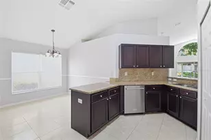 1708 Powder Ridge Dr, Valrico, FL 33594 - Photo 15