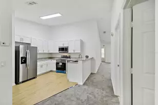 8827 Grand Palms Cir, Kissimmee, FL 34747 - Photo 3