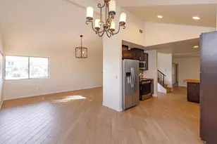 7925 Snowberry Cir, Orlando, FL 32819 - Photo 11