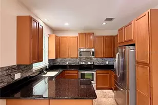9412 Strongbark Ln, Orlando, FL 32832 - Photo 7