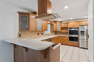 2142 Kendall Ct, Deltona, FL 32738 - Photo 9