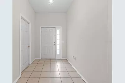 634 Spring Cavern Avenue, Orange City, FL 32763 - Photo 5
