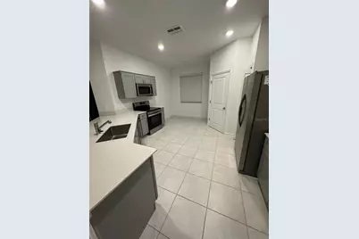 1433 Deepwater Cir #A, Eagle Lake, FL 33839 - Photo 3