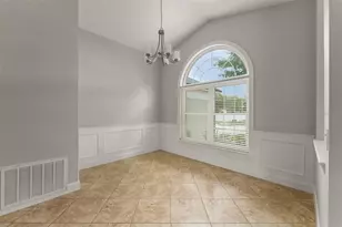 917 Via Bianca Dr, Davenport, FL 33896 - Photo 5